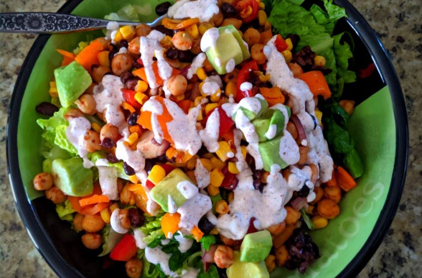 Chickpea Chipotle Salad image